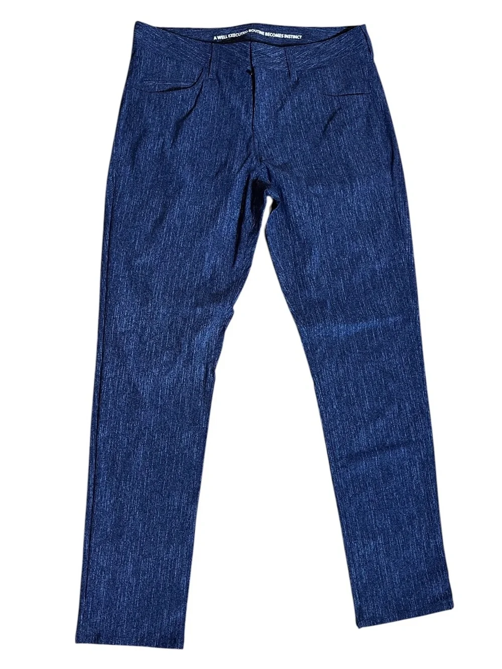 Rhone Commuter Five Pocket Denim Look Slim Straight Performance Pants – 33 x 32